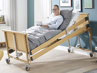 Как выбрать многофункциональную кровать для лежачих больных